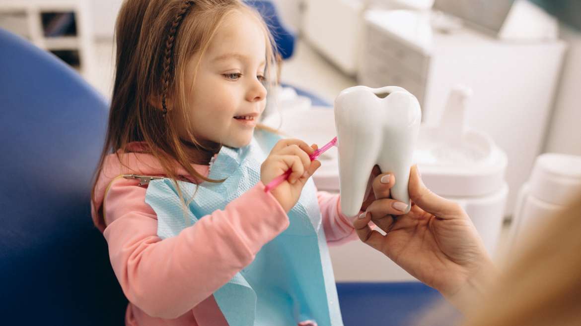 Cárie infantil: causa, prevenção e tratamento