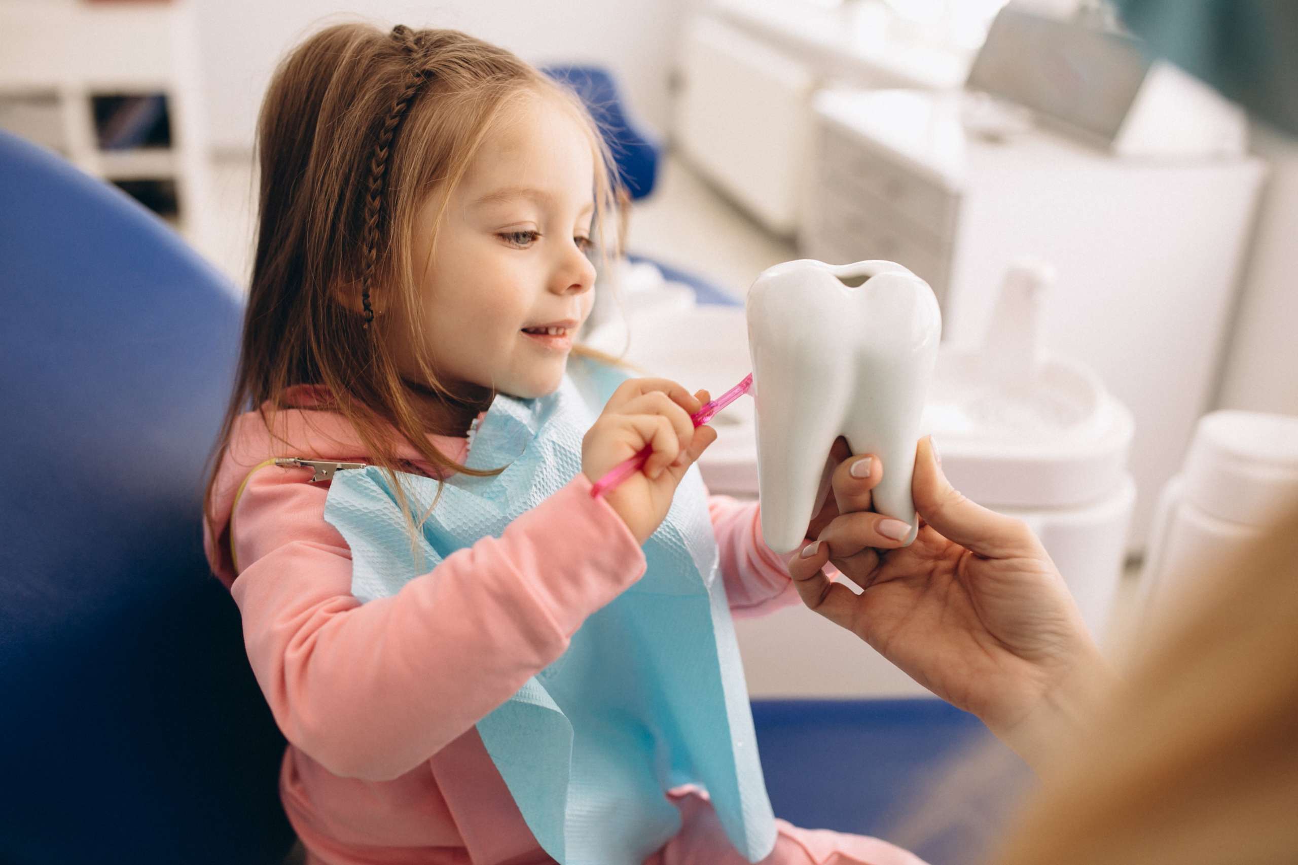 Cárie infantil: causa, prevenção e tratamento